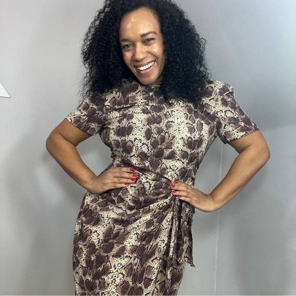 Vintage Silk Neutral Snakeskin Short Sleeve Wrap Dress Animal Print Date Night - Picture 15 of 15
